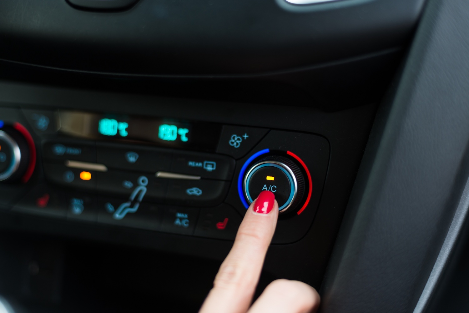 What are the Symptoms of Failing Car A/C? 